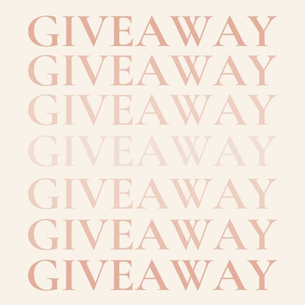 ✨ GIVEAWAYYYY ✨ Random Item + Free Shipping 🚚